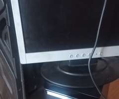 Продава се компютр