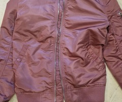 Яке APHA INDUSTRIES