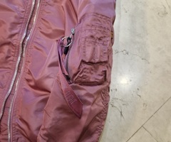 Яке APHA INDUSTRIES - 2