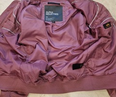 Яке APHA INDUSTRIES - 3
