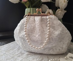 Чанти за сватба и официалеен момент - 2