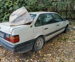 VW PASSAT продава се на части