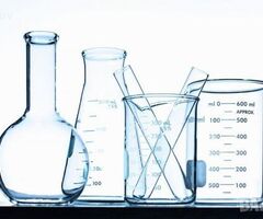 Лабораторна стъклария различна.