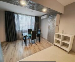 Тристаен апартамент в кв. Кичук Париж 55 кв.