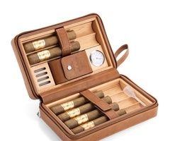 Преносим хумидор за 6 пури – естествена кожа, кедър, хигрометър