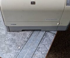 продавам Принтер HP Color LaserJet CP1215