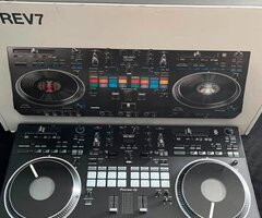 Pioneer XDJ XZ, Pioneer DJ DDJ-REV7/ Pioneer DDJ 1000SRT DJ