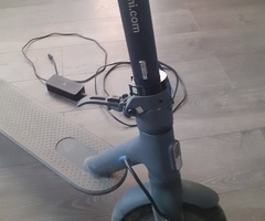 Електрическа тротинетка Xiaomi Mi Electric Scooter 3, Мощност на мотора 300 W, Автономия 30 км, - 2