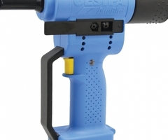 Акумулаторна нитачка под наем