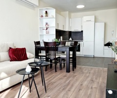 Двустаен апартамент за 5 човека за нощувки с паркинг в Комплекс Папая, Варна - 2